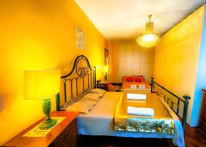 Laura Luxury In